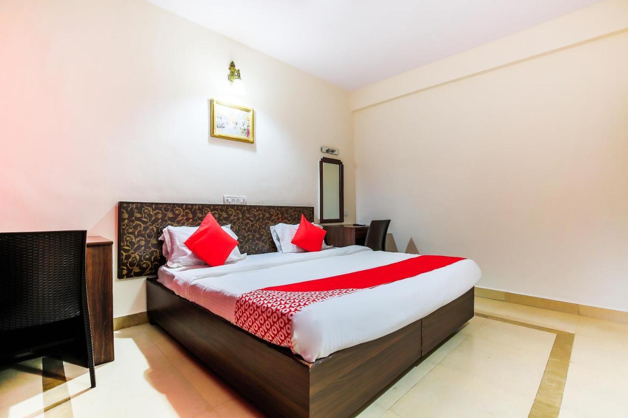 Oyo 18794 Hotel Colva Plaza ภายนอก รูปภาพ