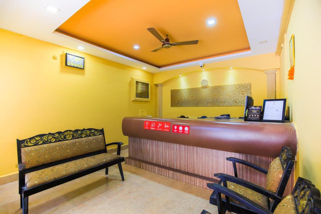 Oyo 18794 Hotel Colva Plaza ภายนอก รูปภาพ