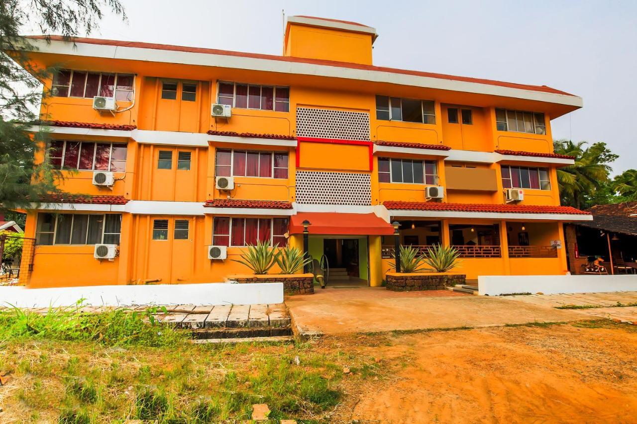 Oyo 18794 Hotel Colva Plaza ภายนอก รูปภาพ