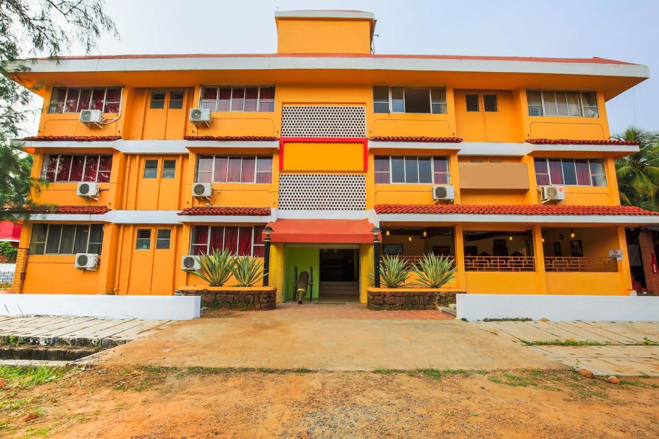 Oyo 18794 Hotel Colva Plaza ภายนอก รูปภาพ